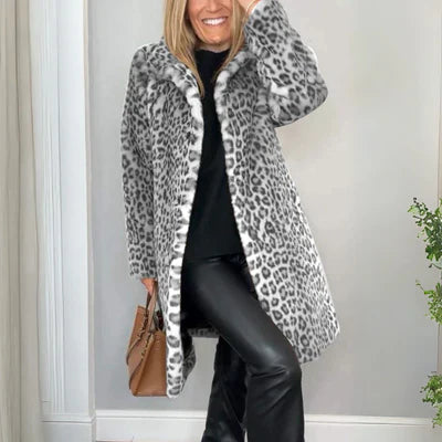 Amara - The Leopard Coat