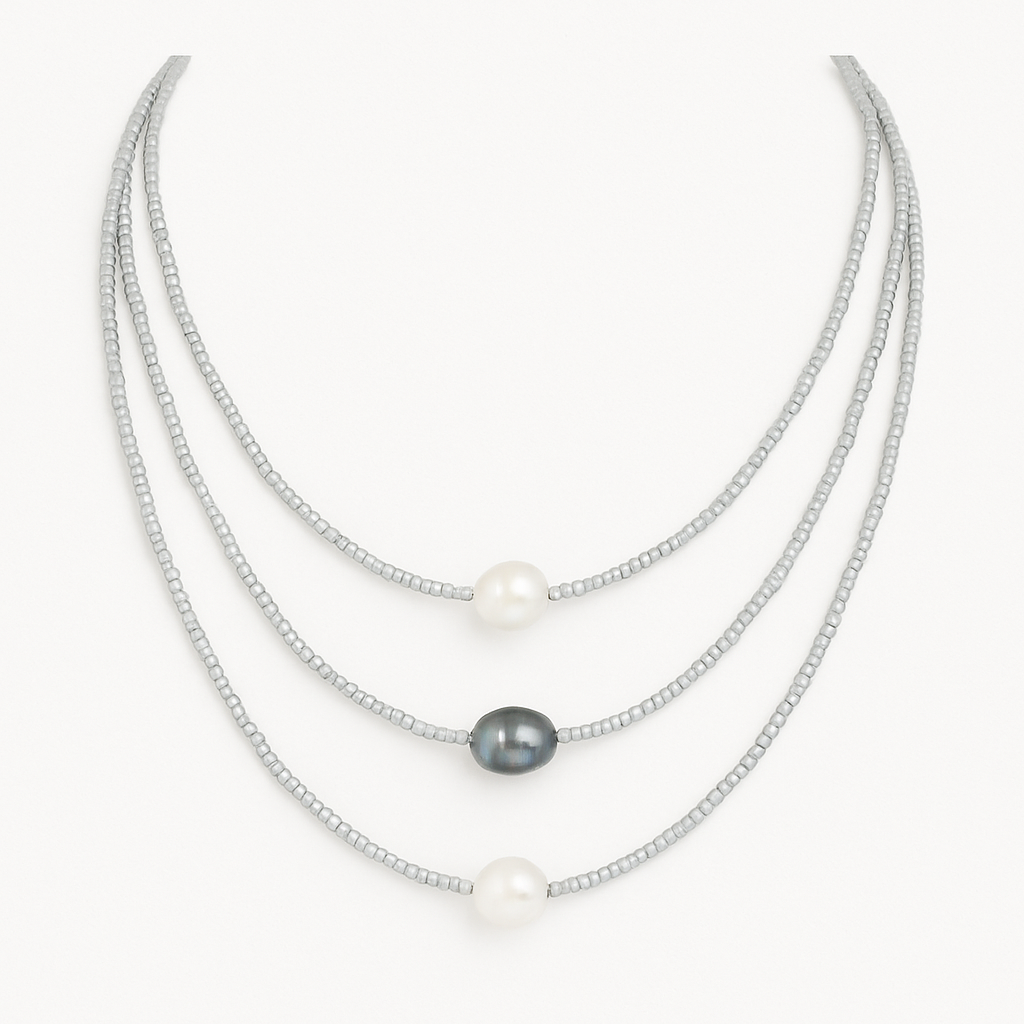 Vintage freshwater pearl necklace