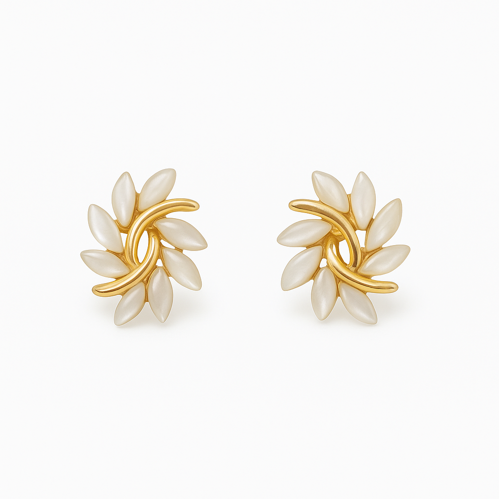 Luxury Earrings of White Opal in Gold