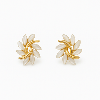 Luxury Earrings of White Opal in Gold