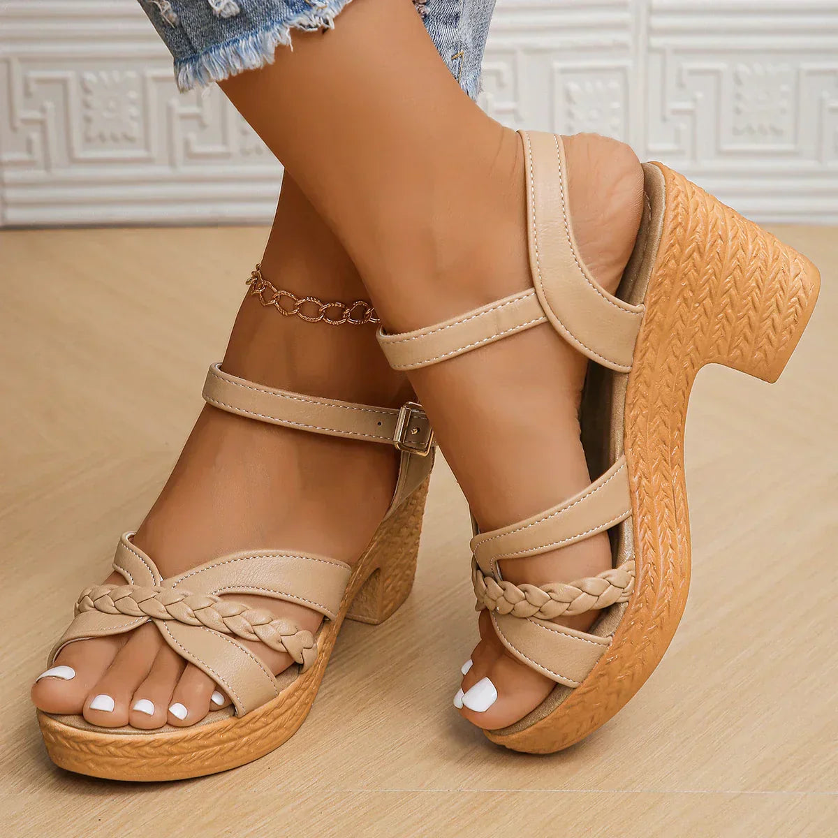 Liveli™| Orthopedic Mid Heel Sandals
