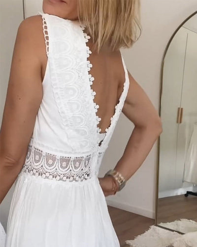 Kim | Spitzenkleid mit V-Ausschnitt (fast ausverkauft)