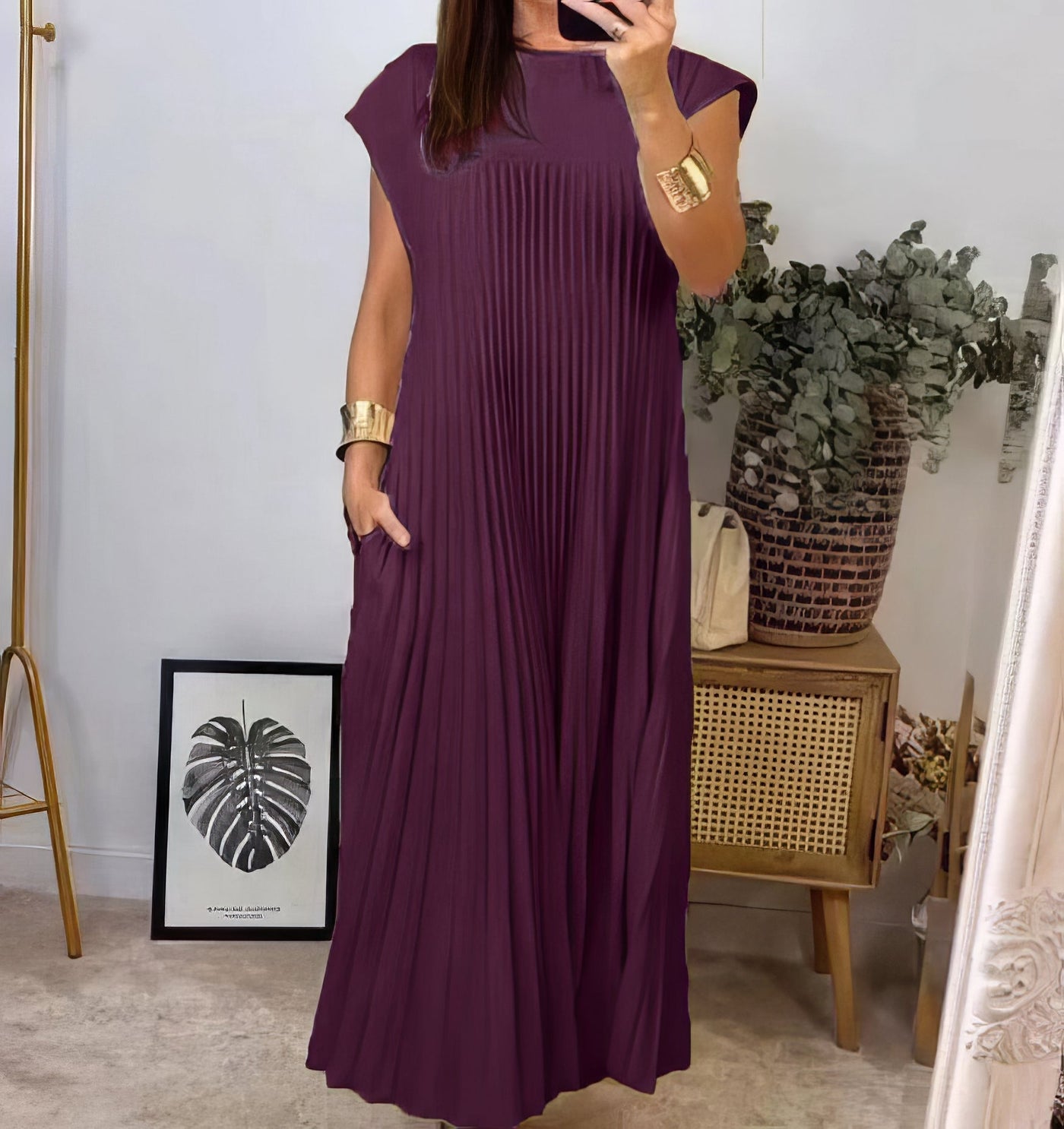 ELEONORA | Pleated Sleeveless Dress, Elegant and Timeless