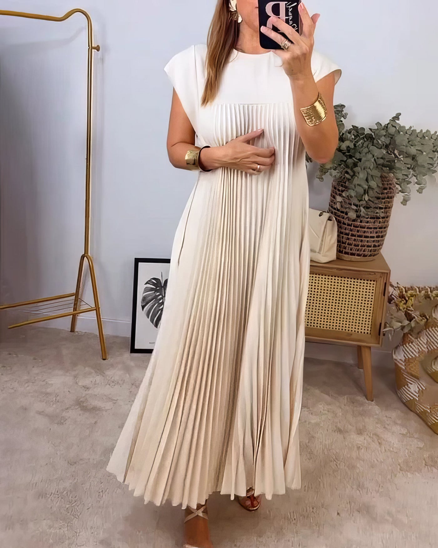 ELEONORA | Pleated Sleeveless Dress, Elegant and Timeless